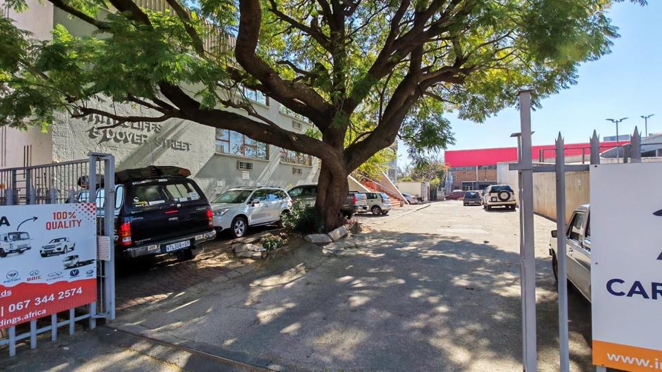Listing number: P24-117457465, Image number: 3, Exterior3