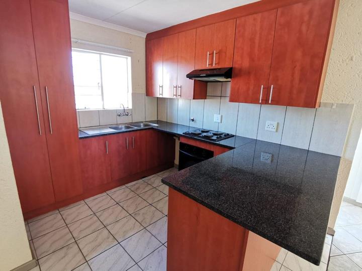 Listing number: P24-117458523, Image number: 2, Image