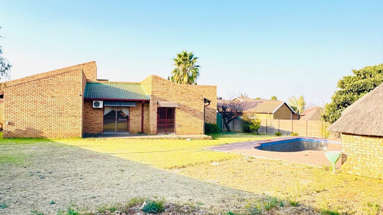 Listing number: P24-117460468, Image number: 1