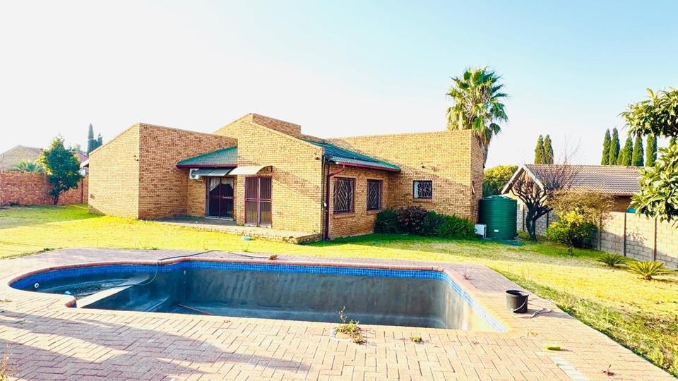 Listing number: P24-117460468, Image number: 2