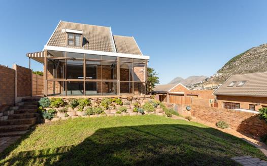 3 Bedroom House for sale in Glencairn Heights