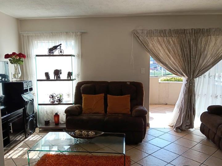 Listing number: P24-117462136, Image number: 3