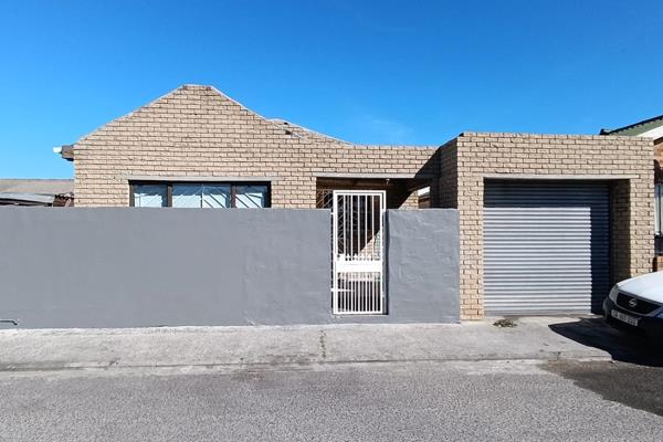 Be the first to enjoy this newly renovated 2-bedroom, 1-bathroom home, ideally located close to Watergate Mall and other essential ...