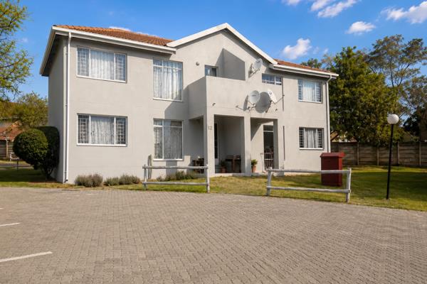 This lovely unit is situated in Taunton Terrace, which is one of the most sought-after complexes in Vorna Valley.

The spacious ...