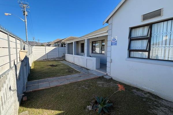 ** Exclusive Listing by Beukes Realty ** 

Welcome to this beautifully maintained family home, where modern finishes meet timeless ...