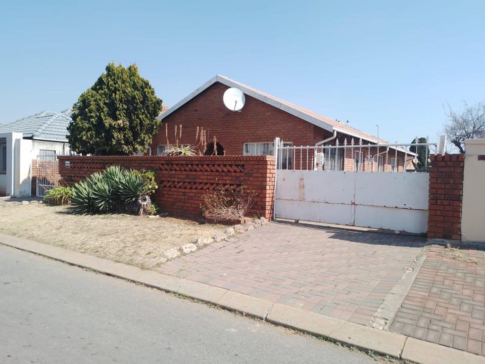 Listing number: P24-117465082, Image number: 1