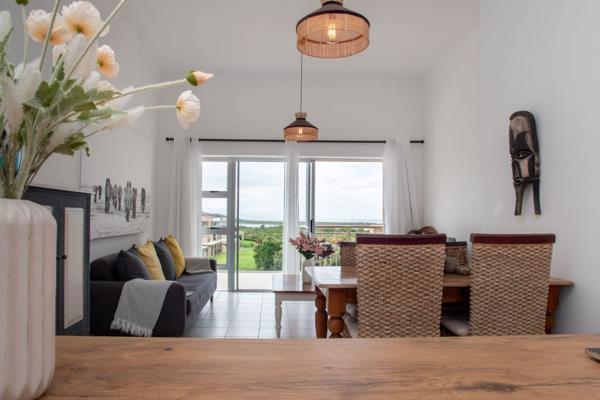 Nestled within the prestigious sought after Goose Valley Golf Estate, this renovated 2 bedroom, 2 bathroom upstairs apartment offers ...