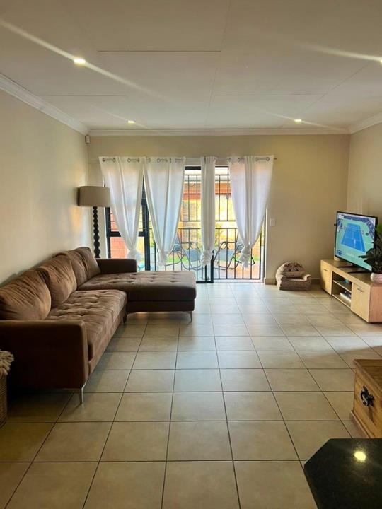 Listing number: P24-117489408, Image number: 3