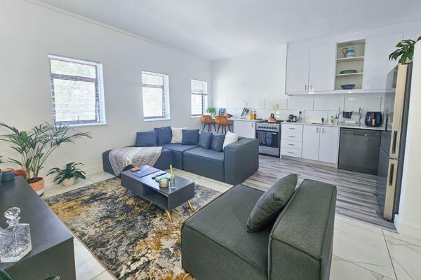 Move in Ready 2 Bedroom Apartment

Welcome to Diep River, where comfort and convenience meet in this charming 2-bedroom, 2-bathroom ...