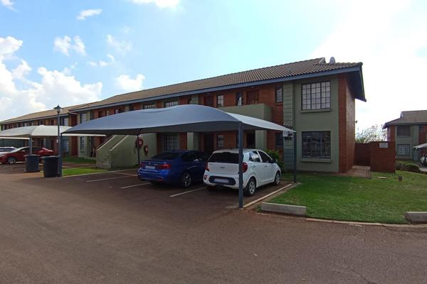 2-Bedroom Apartment for Sale – Theresapark, Pretoria

Welcome to this low-maintenance 2-bedroom apartment nestled in the popular ...