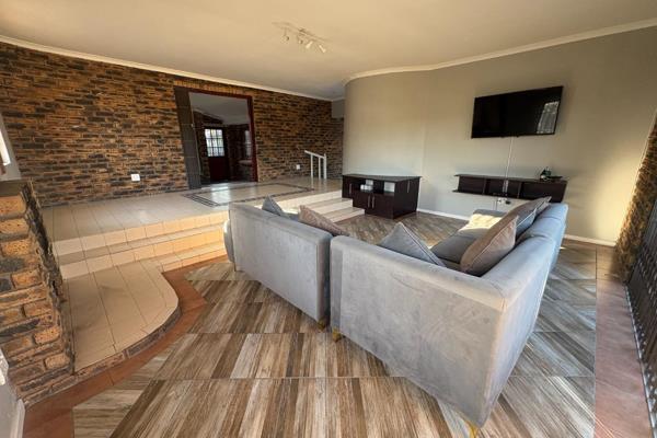 Luxury meets convenience in Mandalay!!!

This immaculate single-story home offers the perfect blend of space, functionality and ...