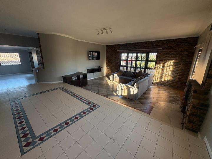 Listing number: P24-117492163, Image number: 3