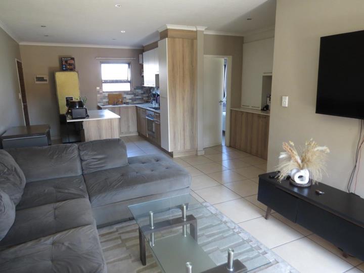 Listing number: P24-117494077, Image number: 3