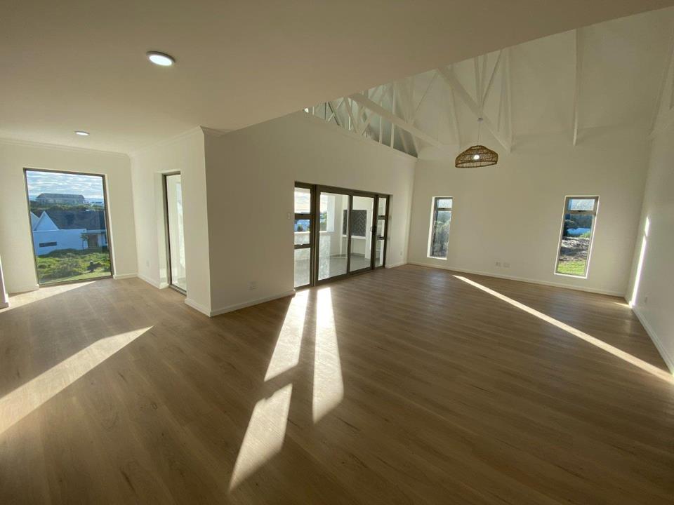 Listing number: P24-117648869, Image number: 1
