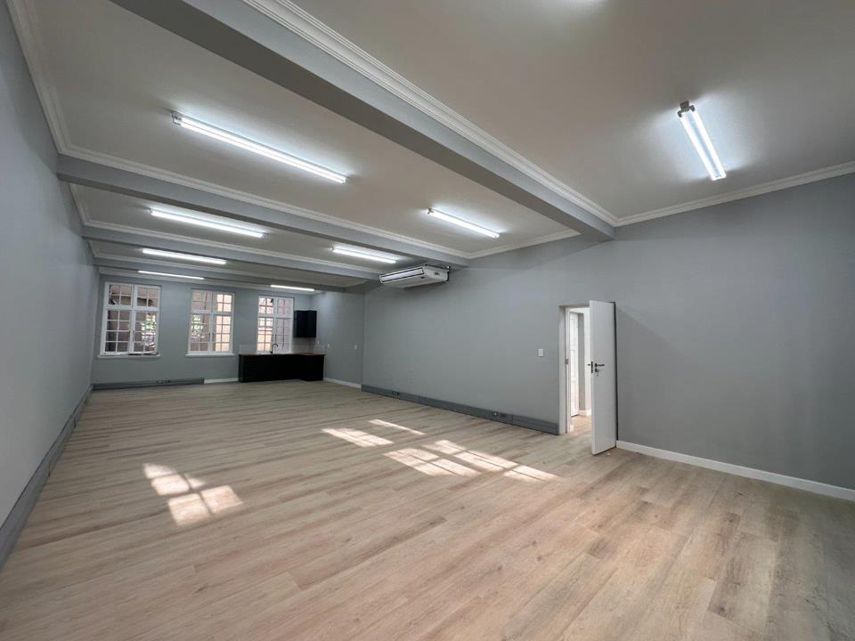 Listing number: P24-117497696, Image number: 1