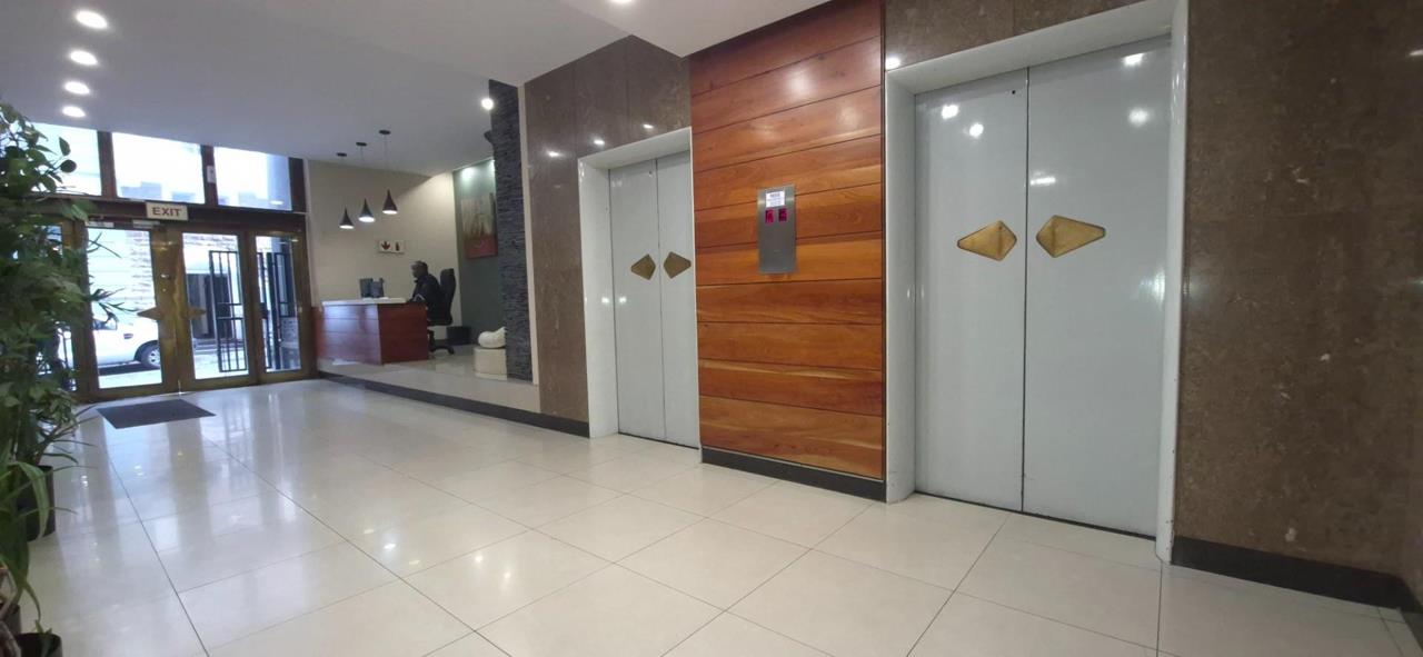 Listing number: P24-117498168, Image number: 1