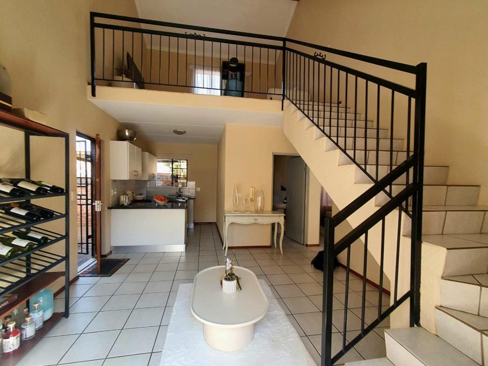 Listing number: P24-117498851, Image number: 1