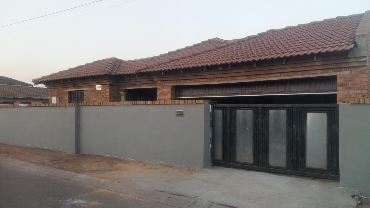 Listing number: P24-117499571, Image number: 1