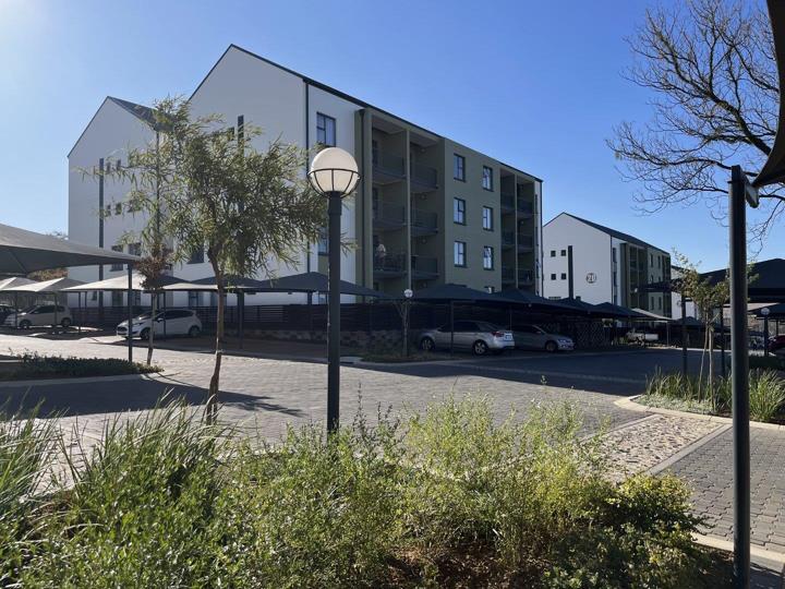 Listing number: P24-114629486, Image number: 2, Apartments