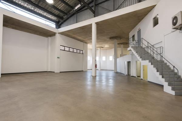 Located in Grid Heights at 23 Riverhorse Close, this well-positioned industrial unit ...