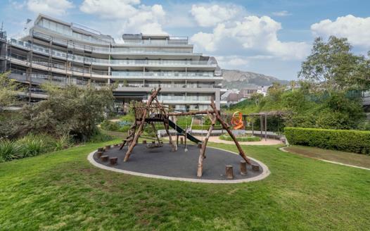 2 Bedroom Apartment / Flat to rent in Sea Point