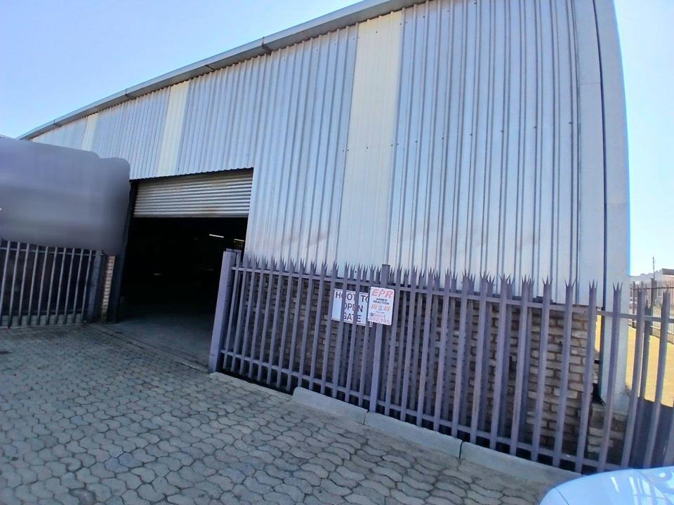 Two Industrial Space in Aureus Randfontein in Aureus, Randfontein