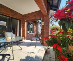 Townhouse for sale in North Riding AH