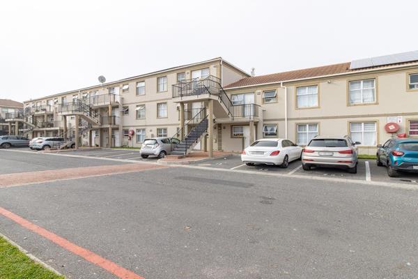 Exclusive Sole Mandate

Renovated 2-Bedroom Ground-Floor Apartment in Chianti Heights

This beautifully renovated ground-floor apartment offers modern, easy living in the popular and ...