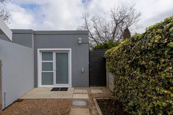 FOR RENT: Tranquil, Niche Garden Office Space  | R 6 900

Escape the noise and clutter ...