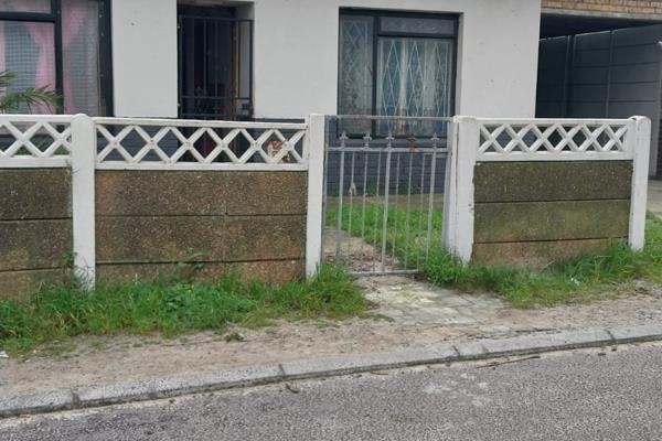 Unlock the potential of this versatile income- generating
property situated on one ERF, offering multiple living options
for extended ...