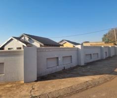 House for sale in Protea Glen