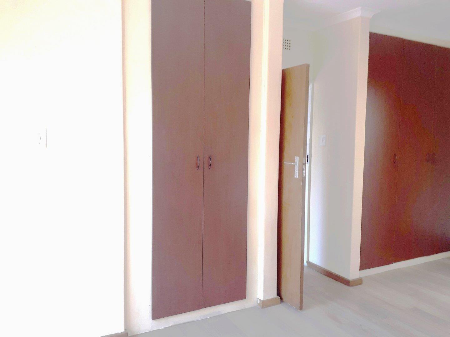 3 Bedroom Apartment / Flat to Rent in Model Park