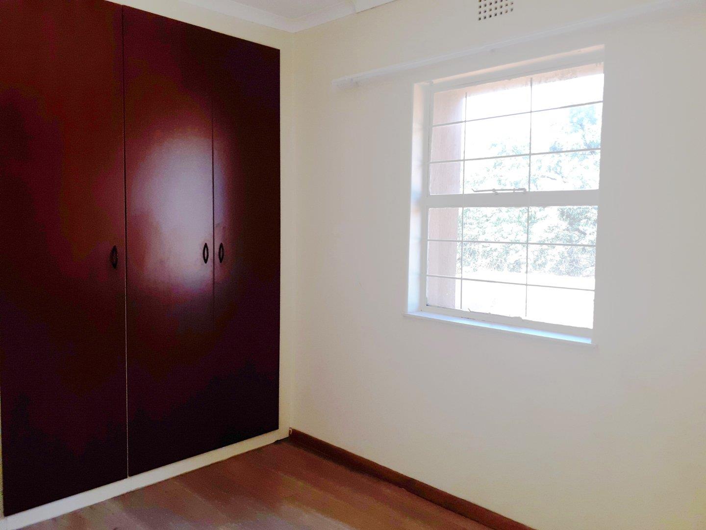 3 Bedroom Apartment / Flat to Rent in Model Park