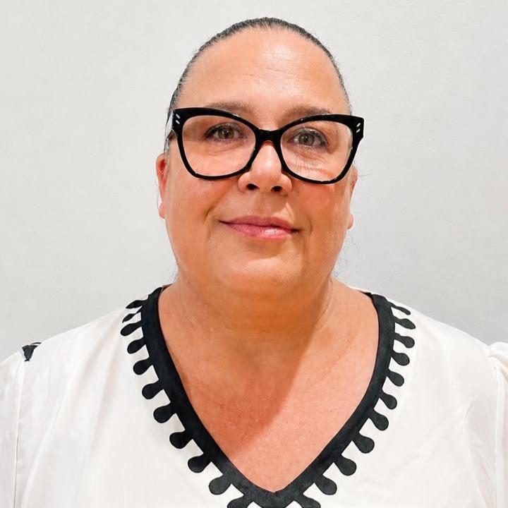 Simone Shaw