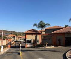 Townhouse for sale in Bassonia