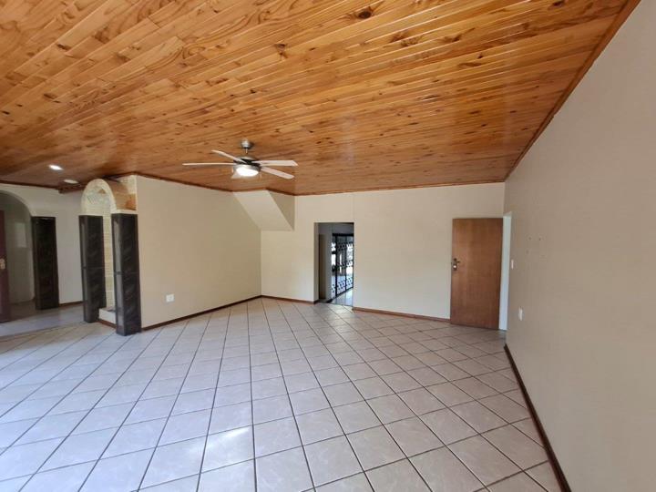 Listing number: P24-117519614, Image number: 3