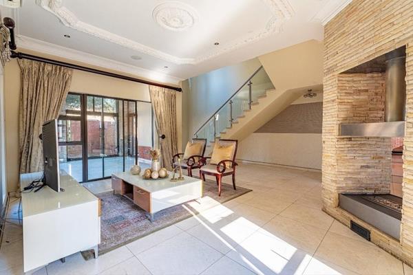 NO TRANSFER DUTY - FOR SALE BY MARTIN GUNN - SELLING WATERFALL 

Please Note: Access ...