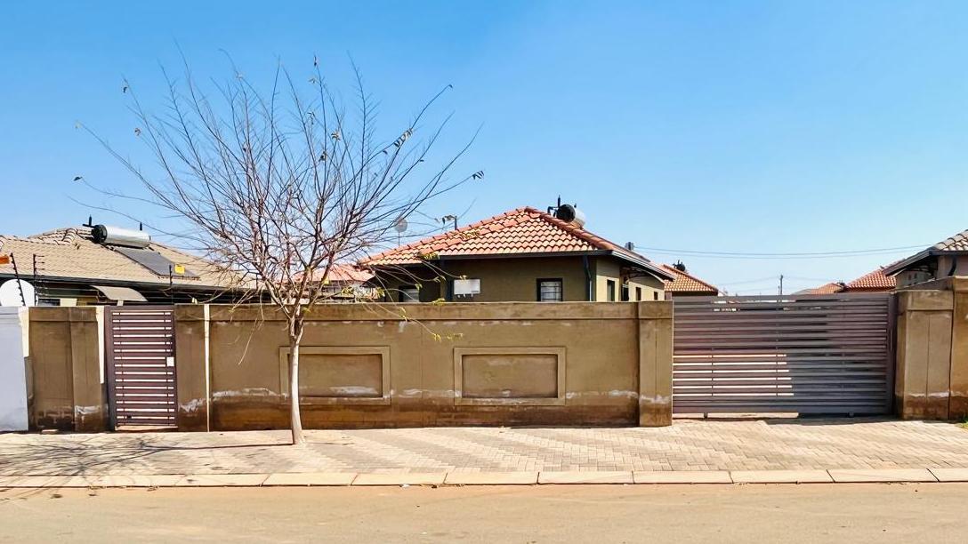 Listing number: P24-117520828, Image number: 1