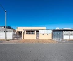 House for sale in Bellville South