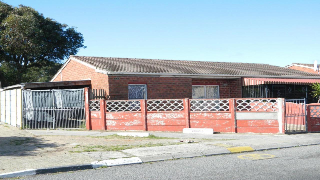 Listing number: P24-117522816, Image number: 1, Front View