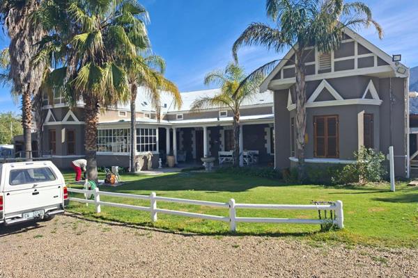 Nestled in the heart of De Doorns, in the scenic Hex River Valley, This spacious guesthouse offers 21 well appointed bedrooms and 12 ...