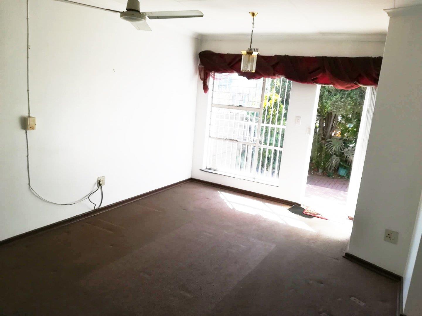 3 Bedroom Apartment / Flat to Rent in Witbank Ext 20