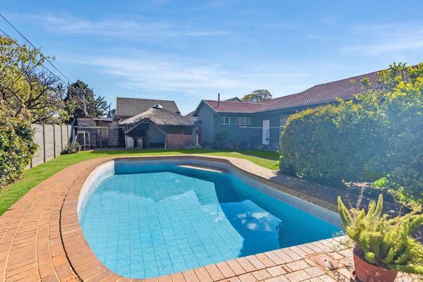 Bidding To Start From R1 250 000  Live NON Distressed Auction

Lovely flat yard with ...