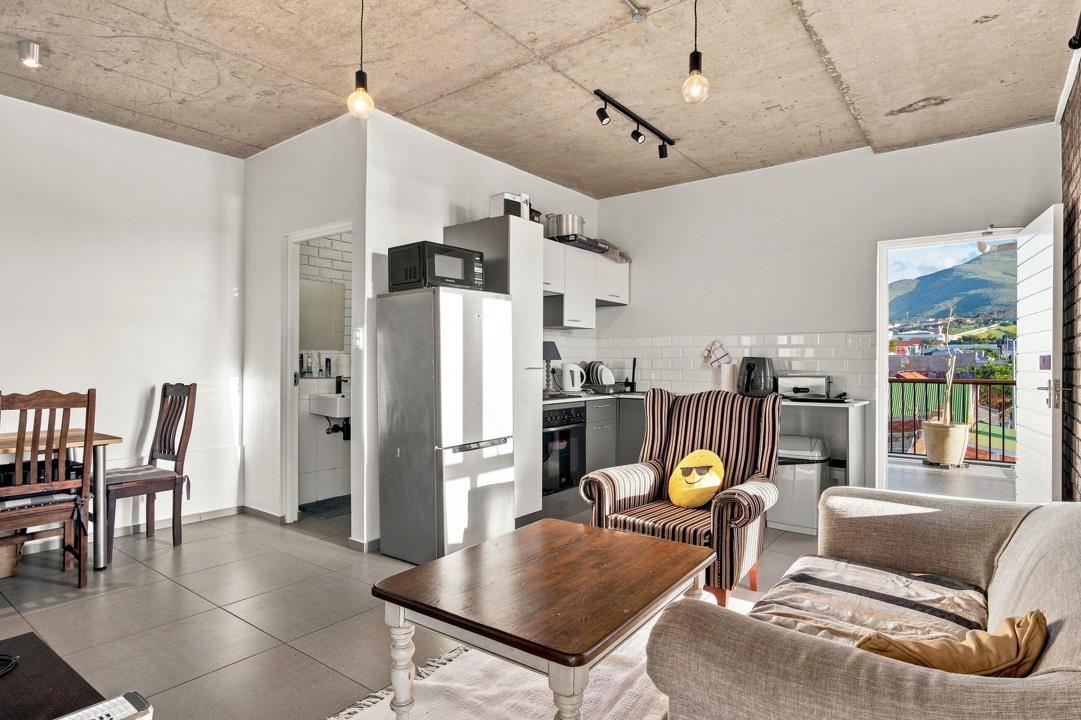 Listing number: P24-117525634, Image number: 1, Image