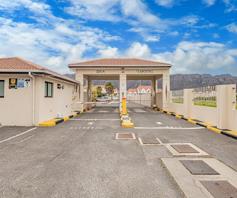 Apartment / Flat for sale in Southfork