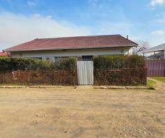 House for sale in Elliot