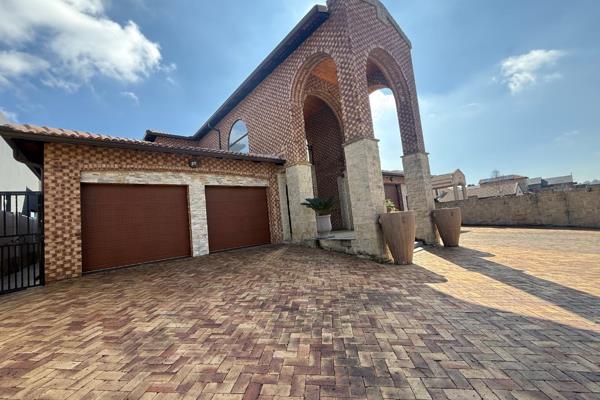 The Ultimate Lifestyle – The Exclusive Merlot Estate
Experience exceptional luxury in this prestigious Merlot Estate.
The impressive ...