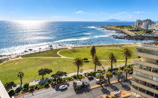 2 Bedroom Apartment / Flat to rent in Sea Point