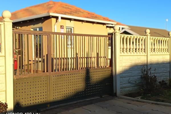 Charming 3-Bedroom Family Home in a Great Location

Step inside to an open plan dining room and kitchen with BIC's that is both ...