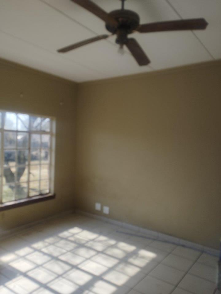 Listing number: P24-117532664, Image number: 1